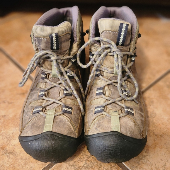 Keen Mid Waterproof Women's Hiking Boots - Picture 3 of 7